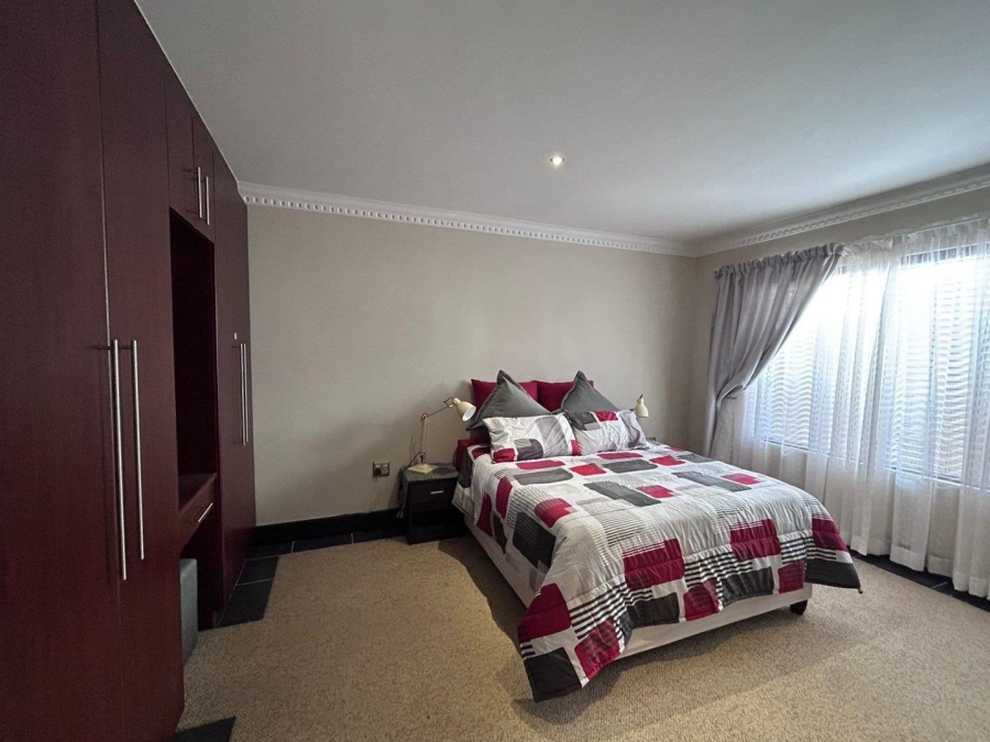 3 Bedroom Property for Sale in Jeffreys Bay Central Eastern Cape